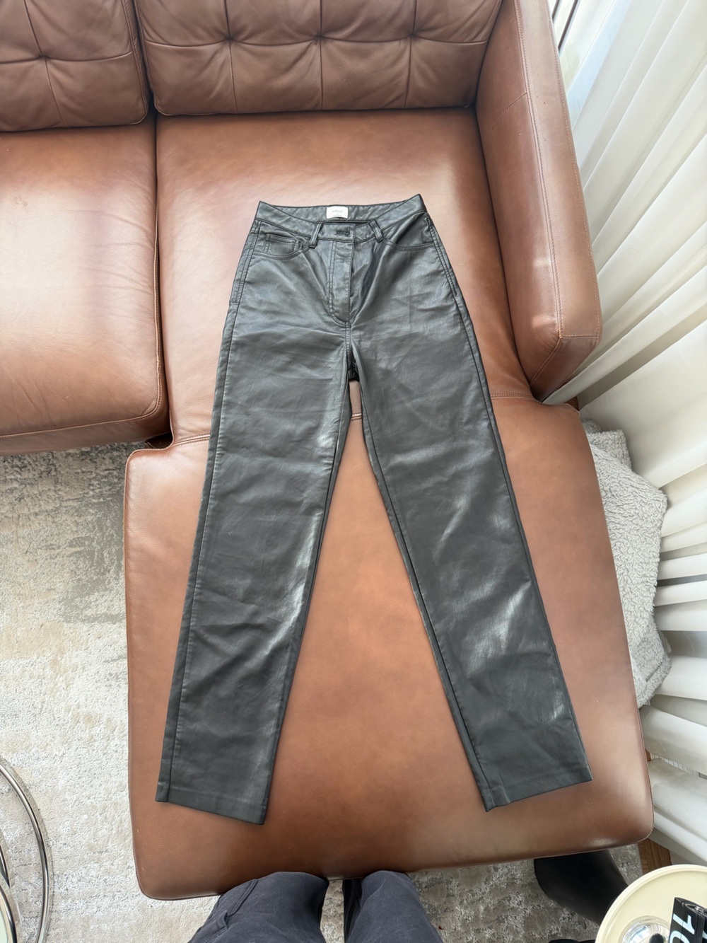 Aritzia Melina pants black